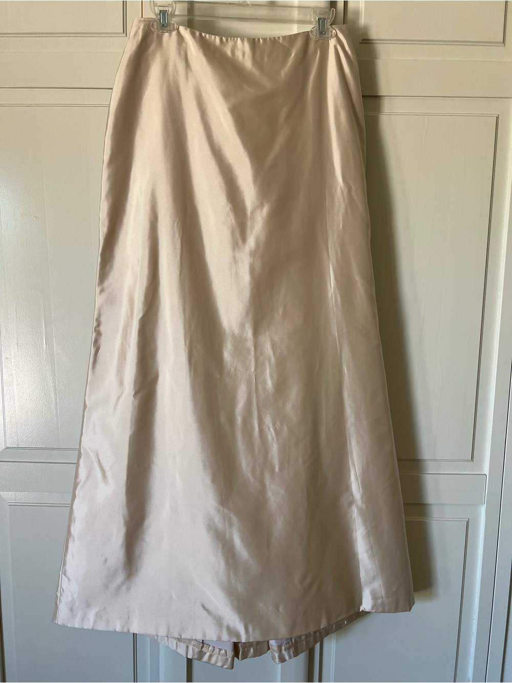 Carmen Marc Valvo Ivory A-Line Silk-Blend Skirt
